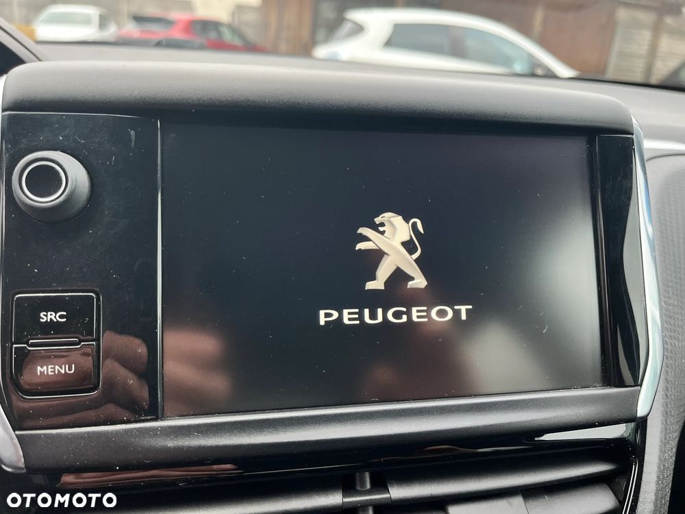 Peugeot 208 PureTech 82 Style - 26