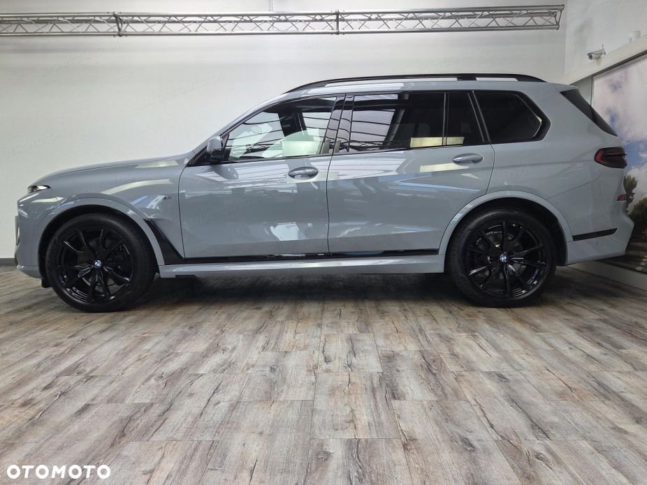 BMW X7 xDrive40d mHEV M Sport sport - 3