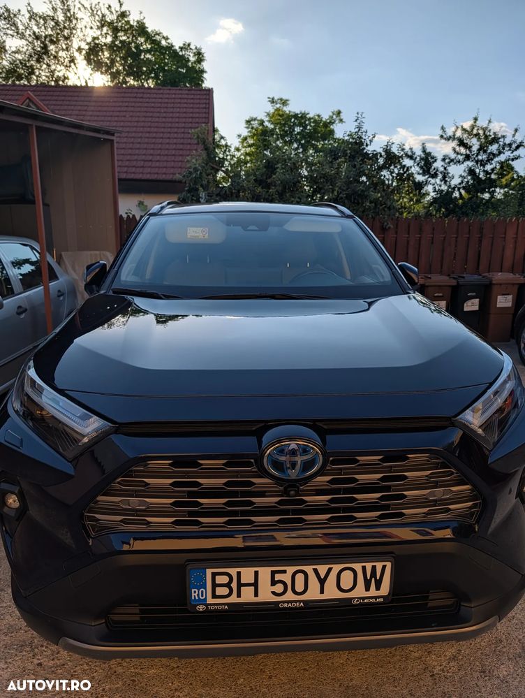 Toyota RAV4 2.0P CVT AWD Luxury - 23