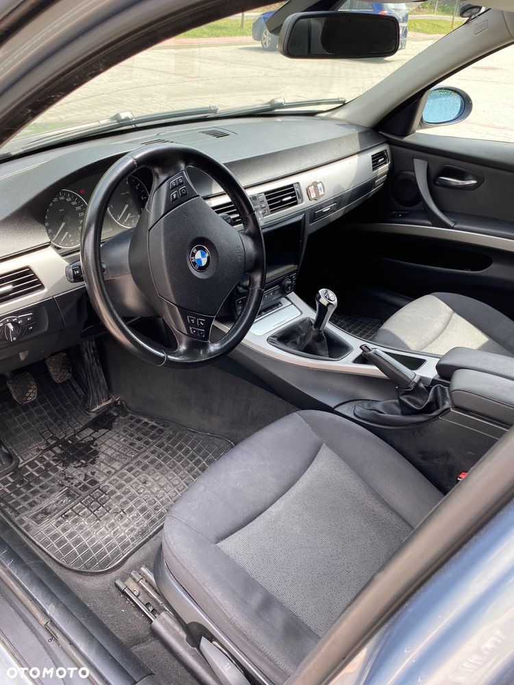 BMW Seria 3 - 10