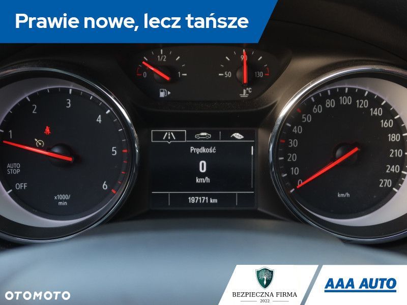 Opel Insignia - 13