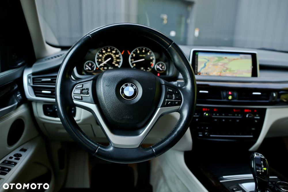 BMW X5 xDrive35i - 29
