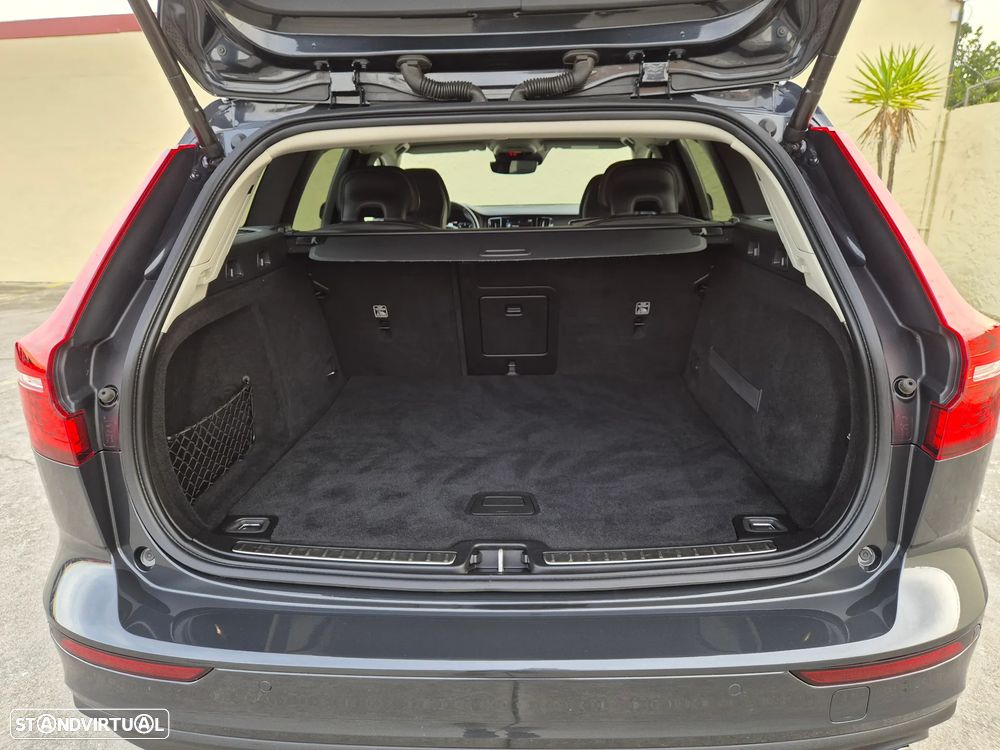 Volvo V60 2.0 D4 Momentum Plus - 6