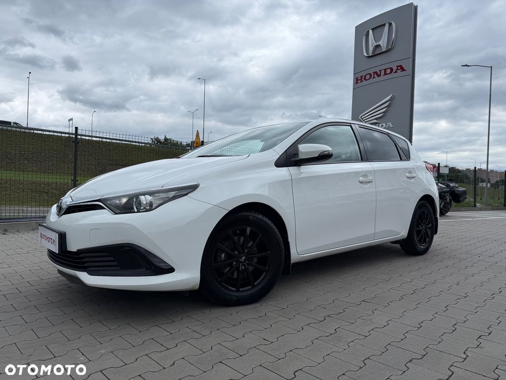Toyota Auris 1.33 VVT-i Active - 11