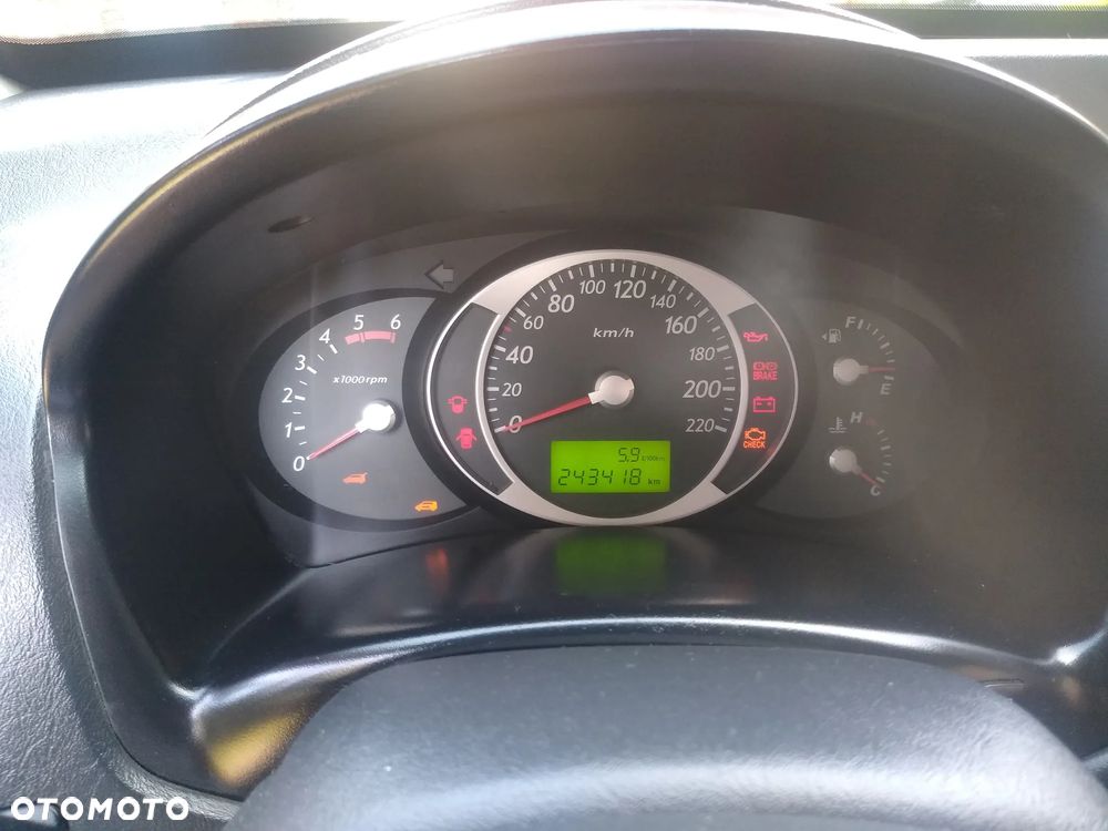 Hyundai Tucson 2.0 CRDi Premium - 8