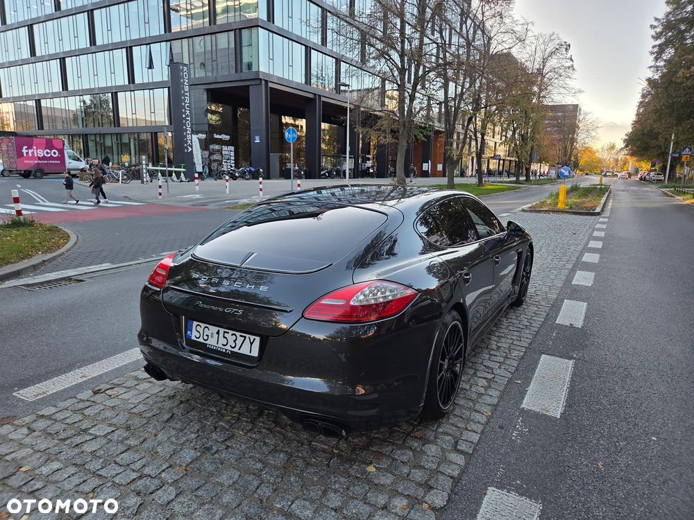 Porsche Panamera GTS - 19