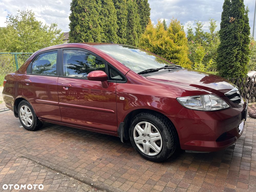 Honda City 1.4 Comfort - 1