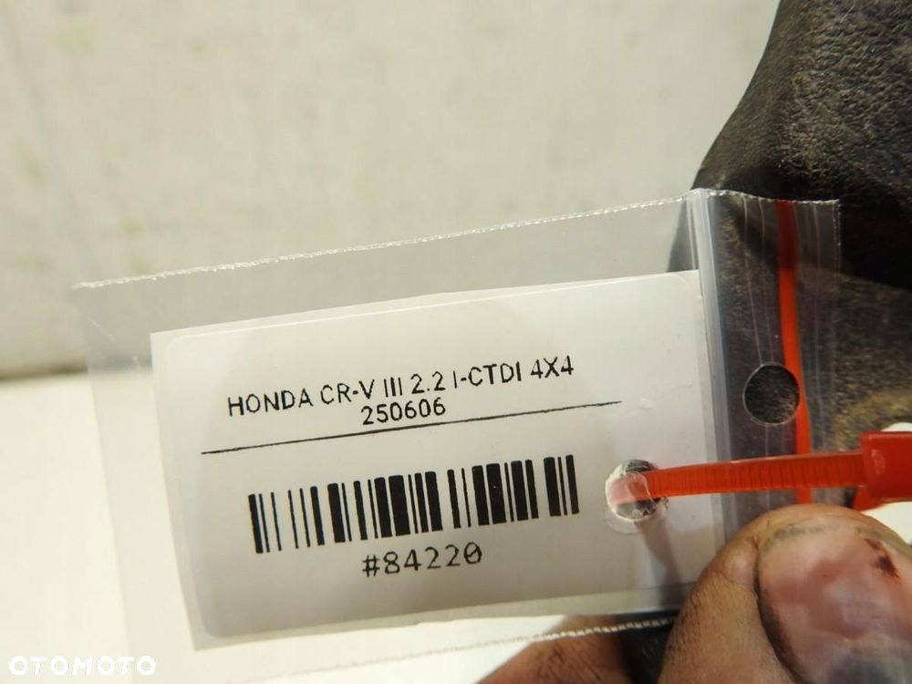 OSŁONA PASA TYLNEGO TYŁ HONDA CR-V III 84640-SWA-0030 - 4