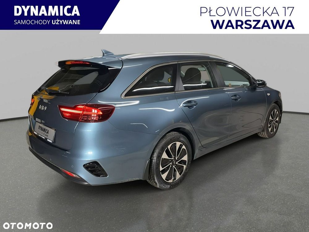 Kia Ceed - 8
