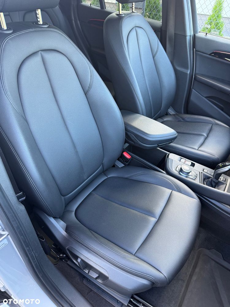 BMW X1 xDrive25i GPF xLine - 21