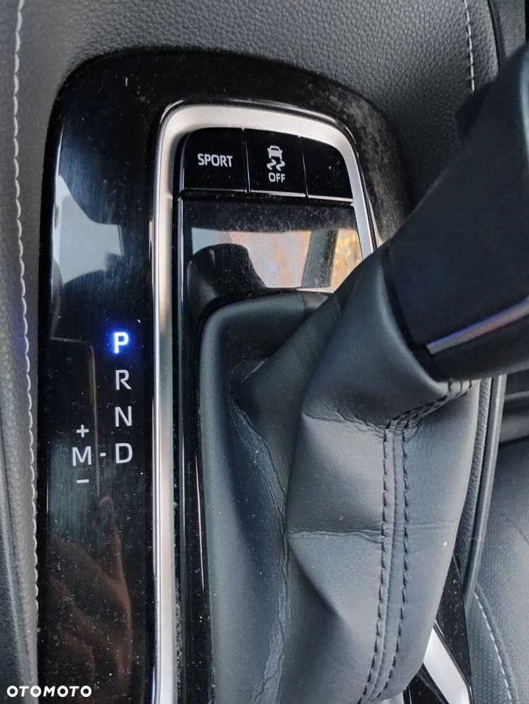Toyota Corolla - 10