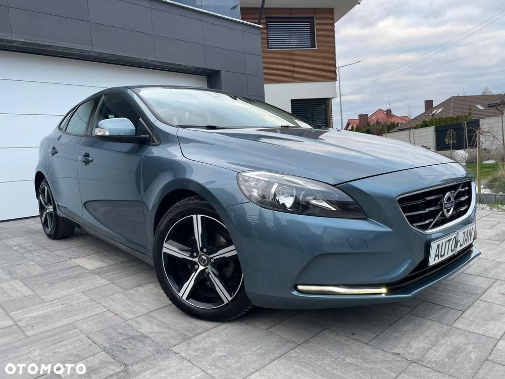 Volvo V40 D2 Summum - 29