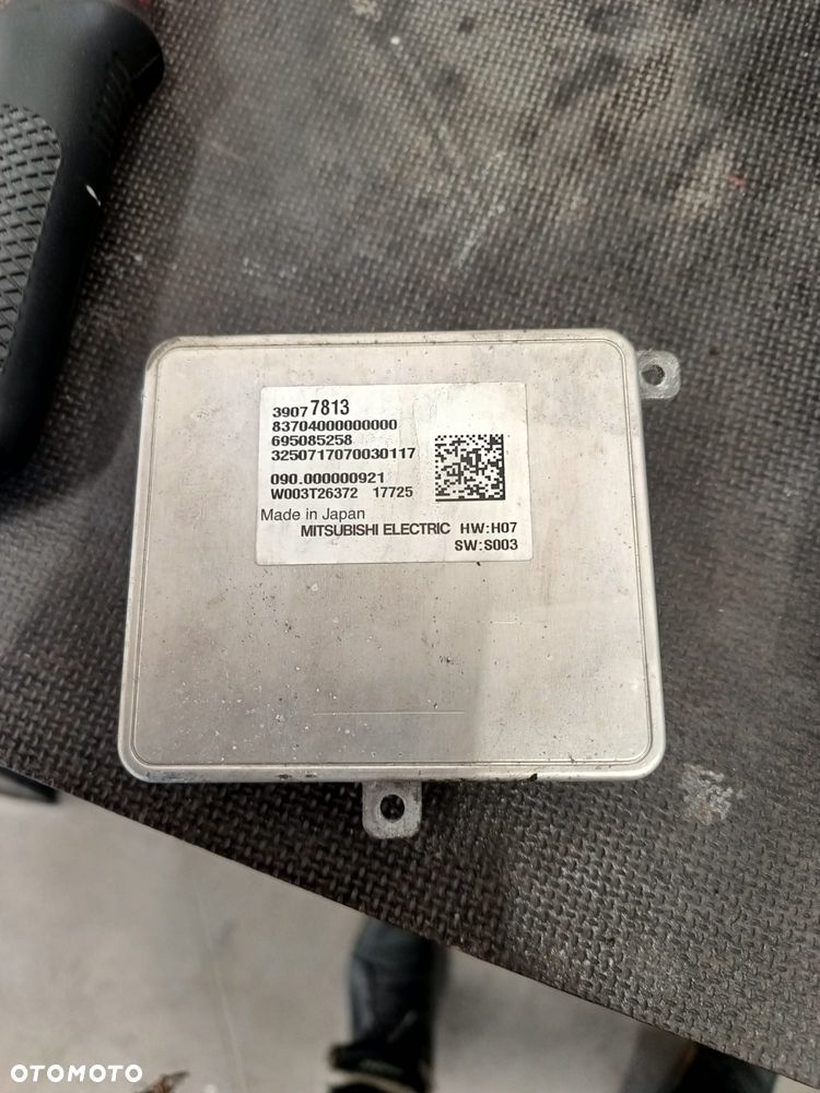 OPEL ASTRA K V PRZETWORNICA LED 39077813 - 2