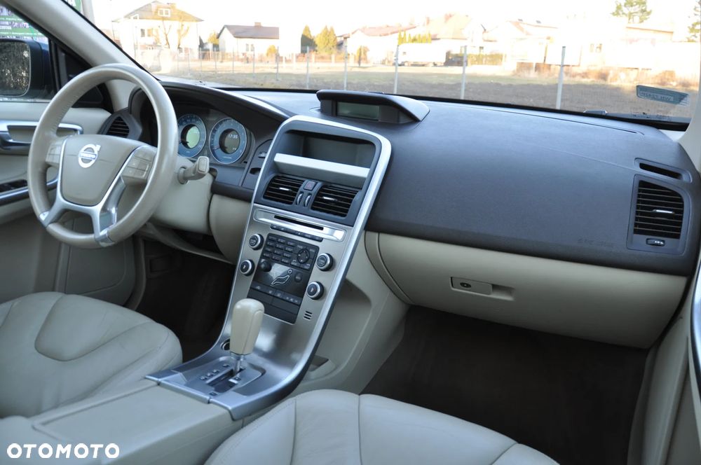 Volvo XC 60 - 11