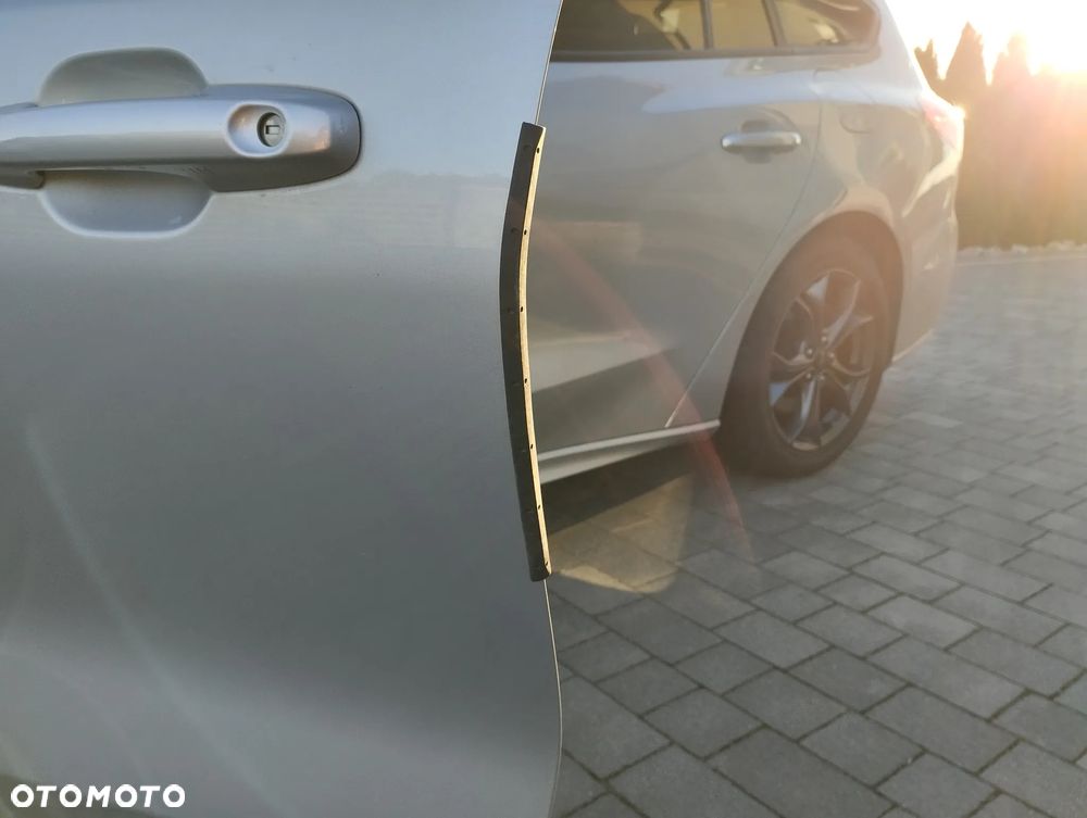 Ford Focus 1.5 EcoBoost ST-Line - 27