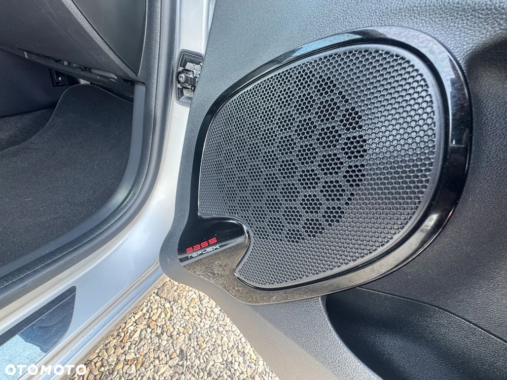 Renault Clio 0.9 TCe Limited - 28