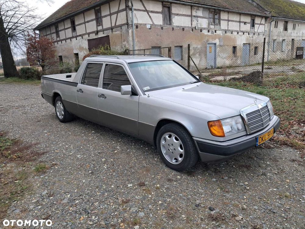 Mercedes-Benz W124
