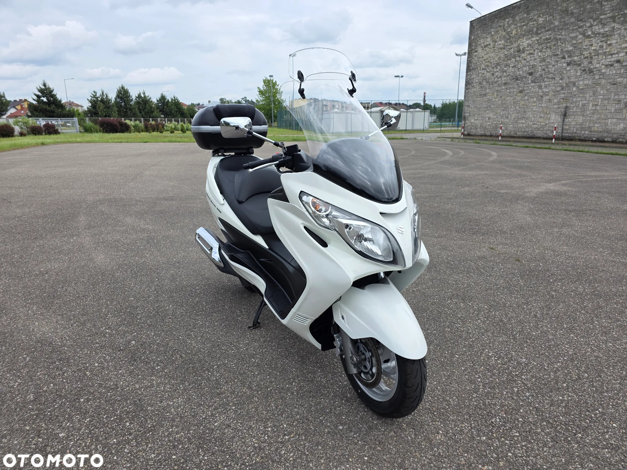 Suzuki Burgman - 9