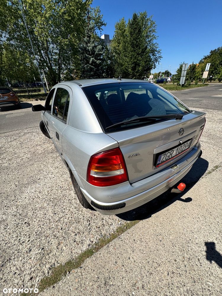 Opel Astra 1.6 Comfort / Cool - 4