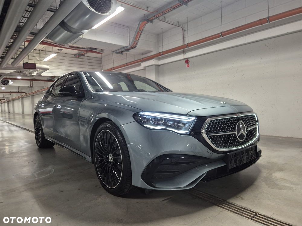 Mercedes-Benz Klasa E 200 AMG - 1