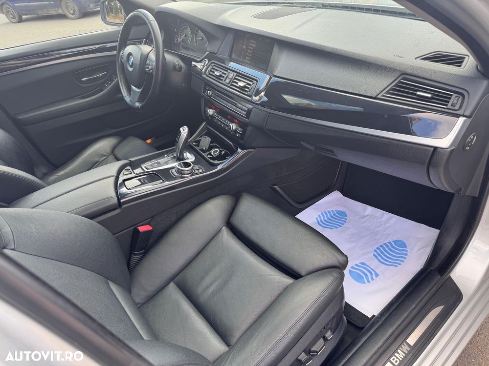 BMW Seria 5 520d - 14