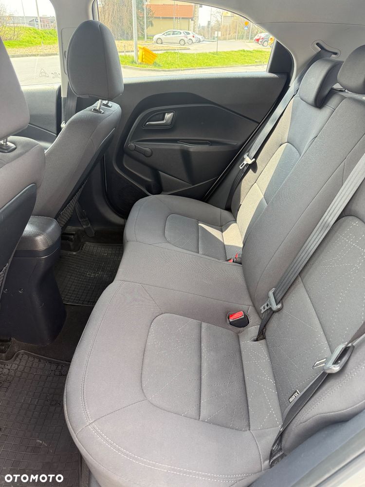 Kia Rio 1.2 M - 9