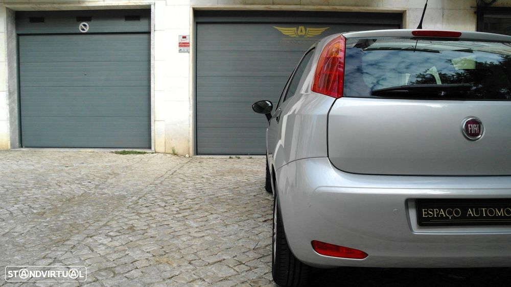 Fiat Punto 1.3 M-Jet Lounge S&S - 8