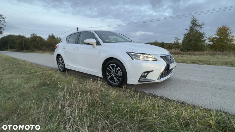Lexus CT 200h Elegance - 4