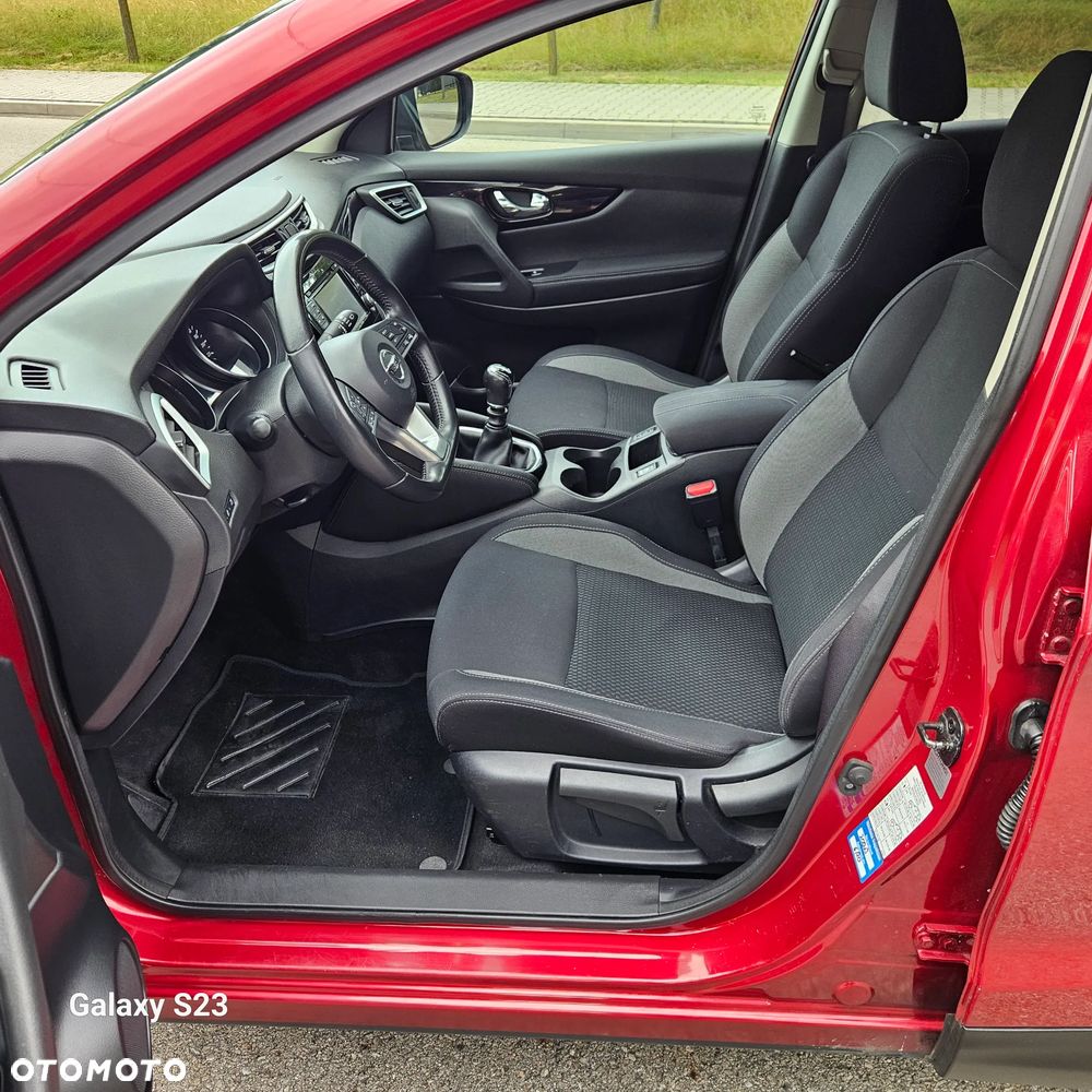 Nissan Qashqai 1.2 DIG-T Visia EU6 - 17