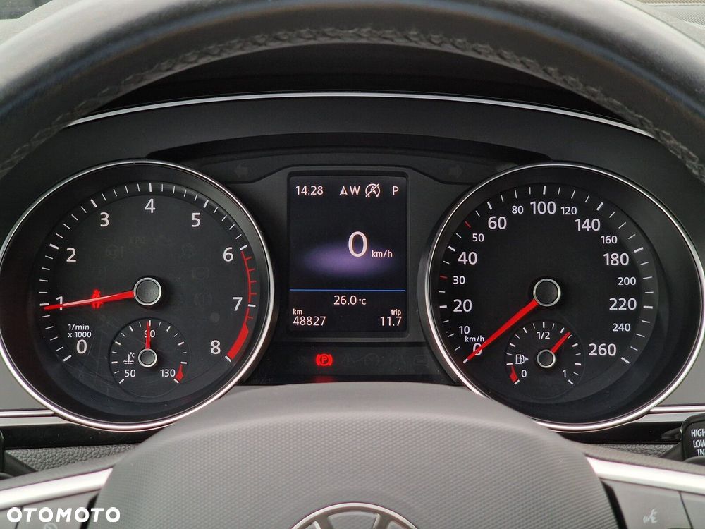 Volkswagen Passat 1.5 TSI EVO Business DSG - 32