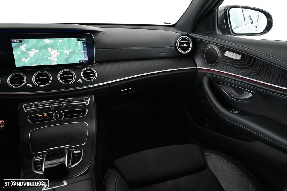 Mercedes-Benz E 300 de AMG Line - 14