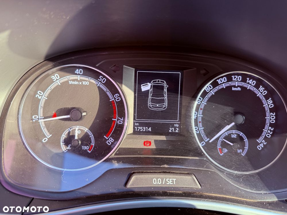 Skoda Fabia 1.0 Ambition - 11