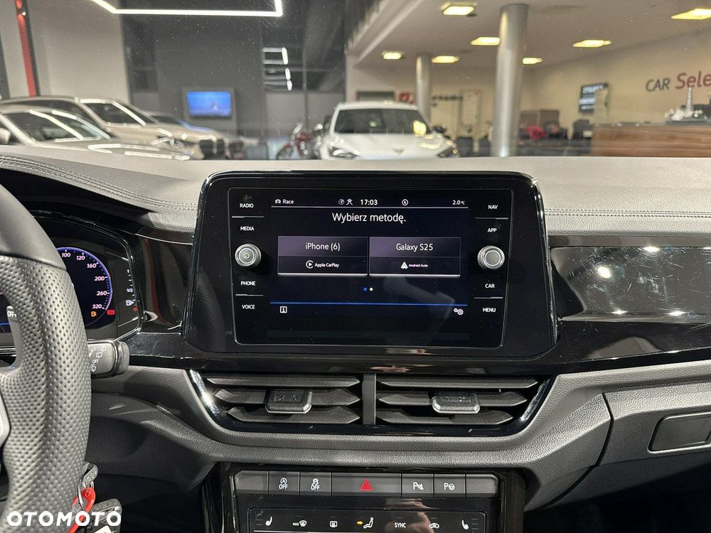 Volkswagen T-Roc - 23