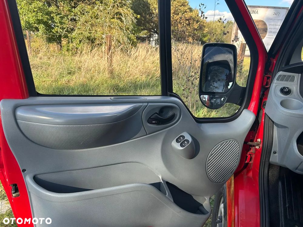 Ford Transit - 23