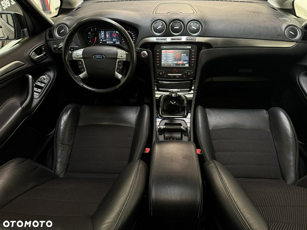 Ford S-Max 2.0 TDCi DPF Titanium X - 22