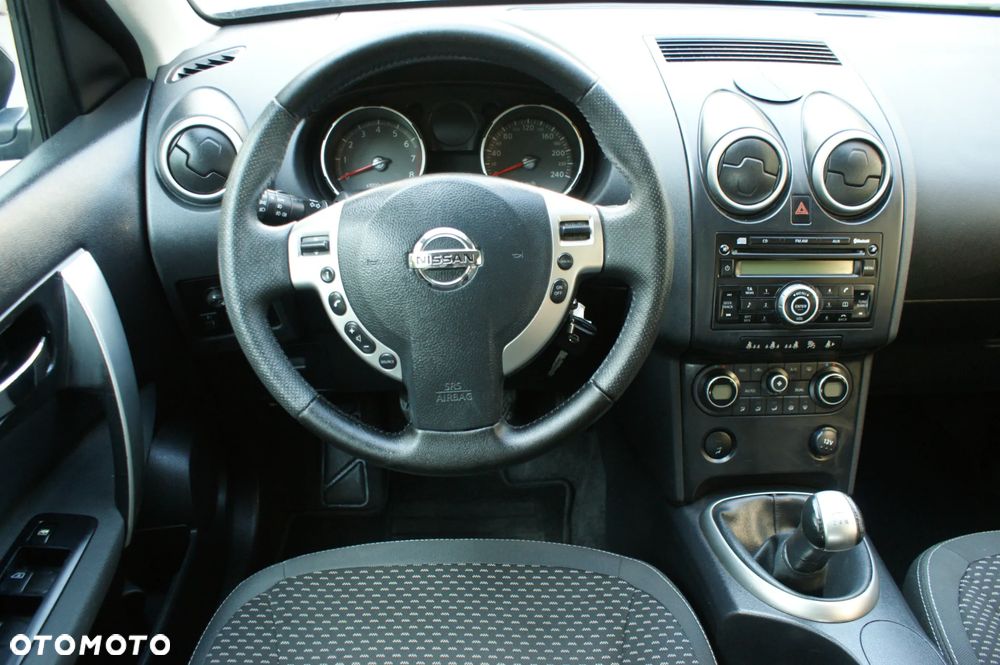 Nissan Qashqai - 4