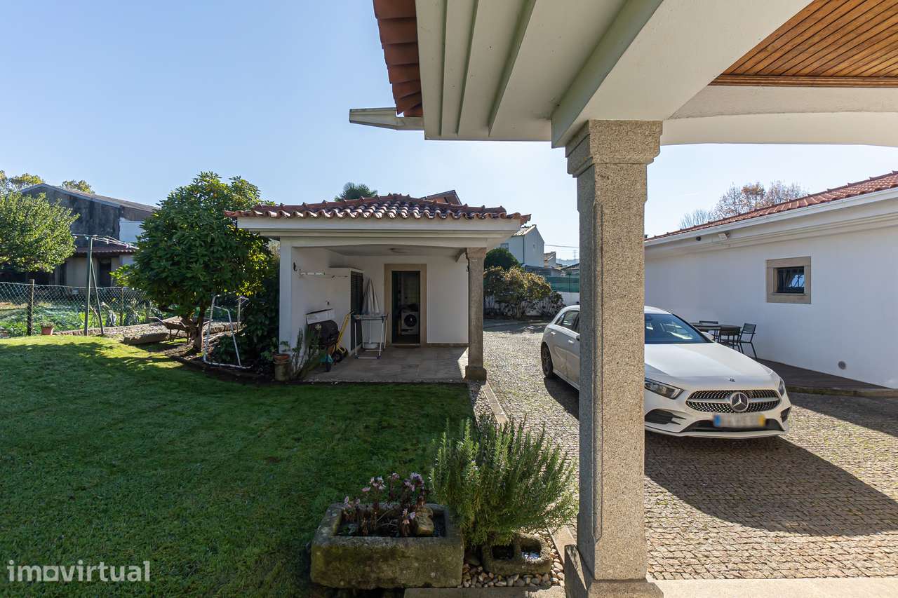 UM REFÚGIO PRIVADO A MINUTOS DO PORTO -QUINTA T4+1, ALFENA C/ 4.500 m² - Grande imagem: 4/22