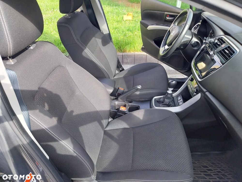Suzuki SX4 S-Cross 1.4 SHVS Premium - 27