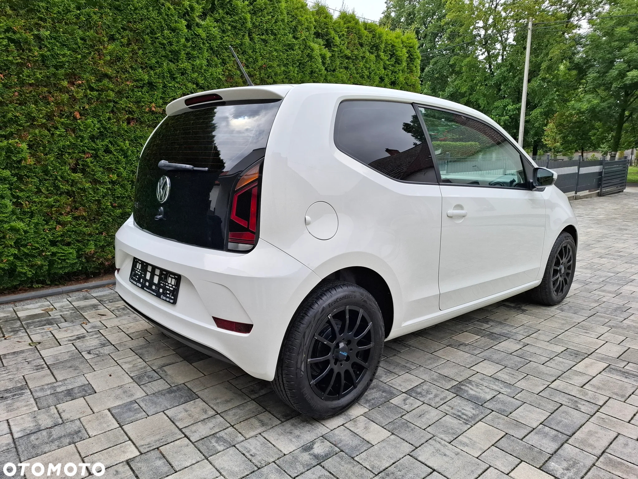 Volkswagen up! - 4
