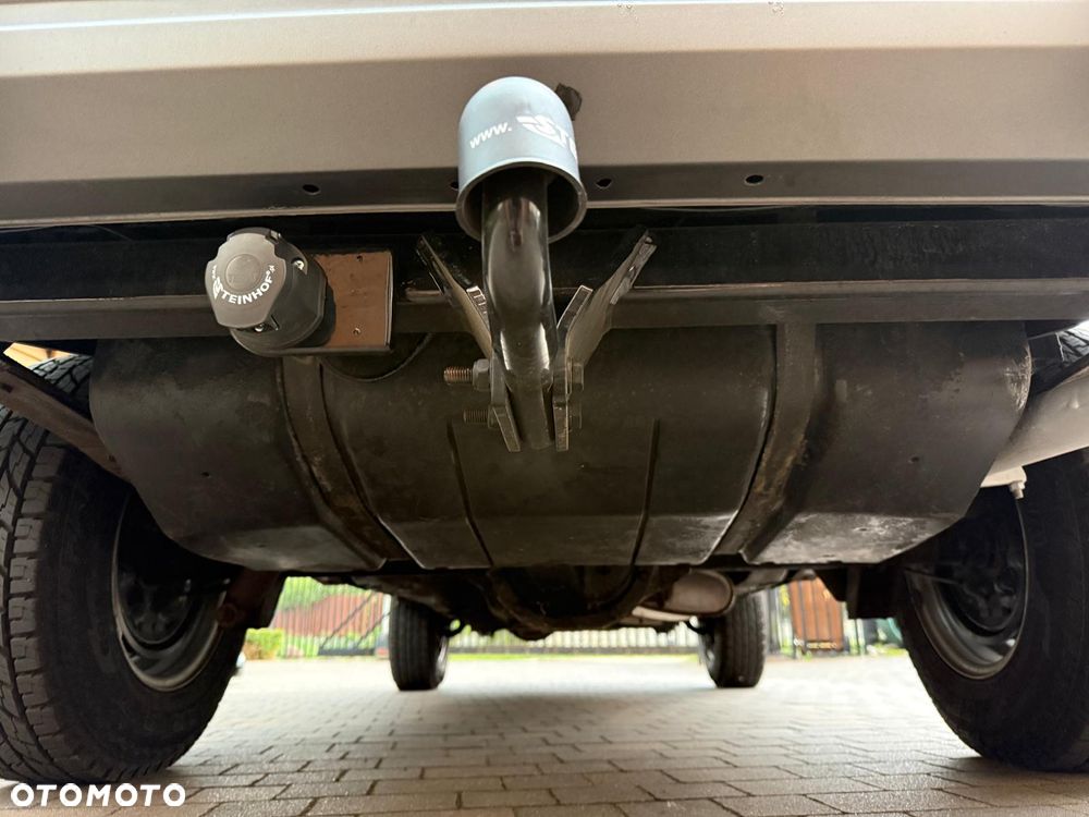 Jeep Cherokee - 21