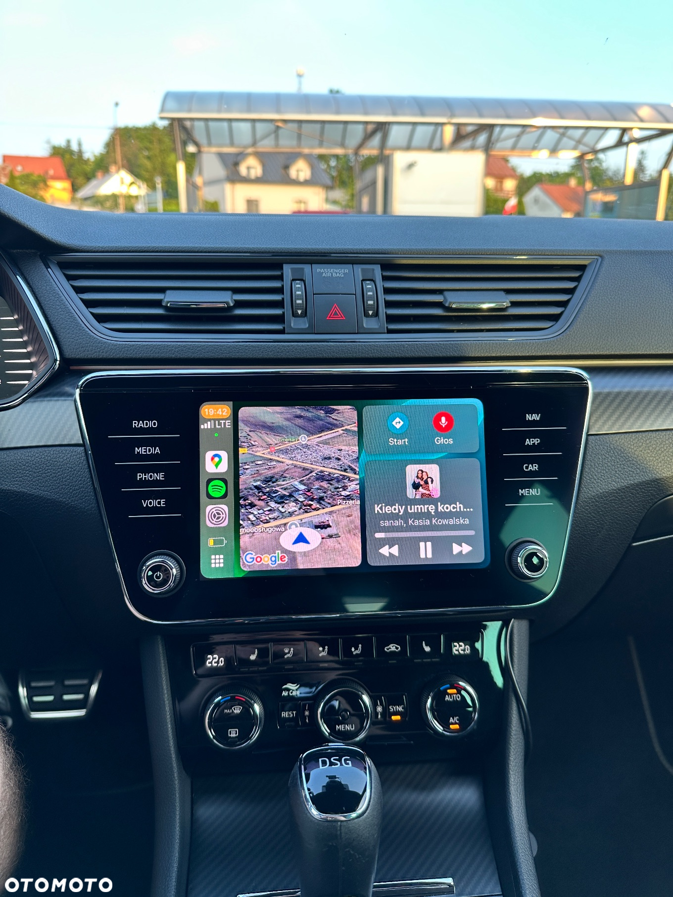Skoda Superb 2.0 TDI DSG Sportline - 33