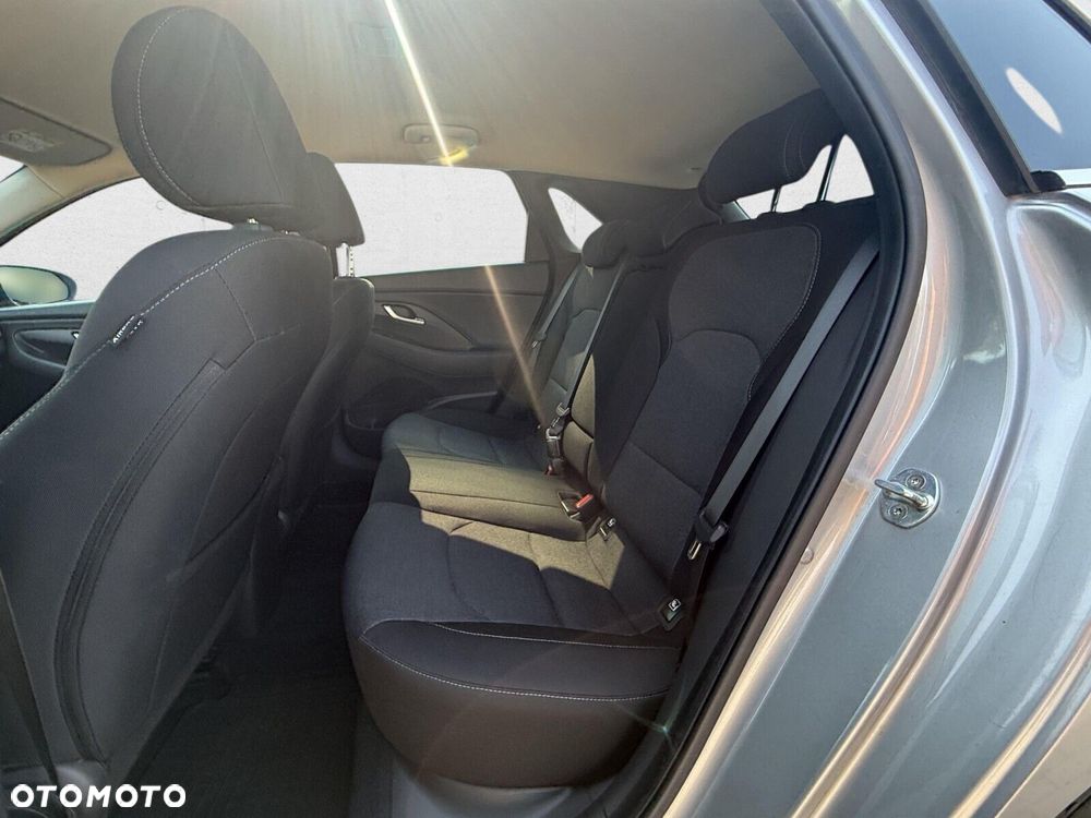 Hyundai i30 1.5 DPI Smart - 22
