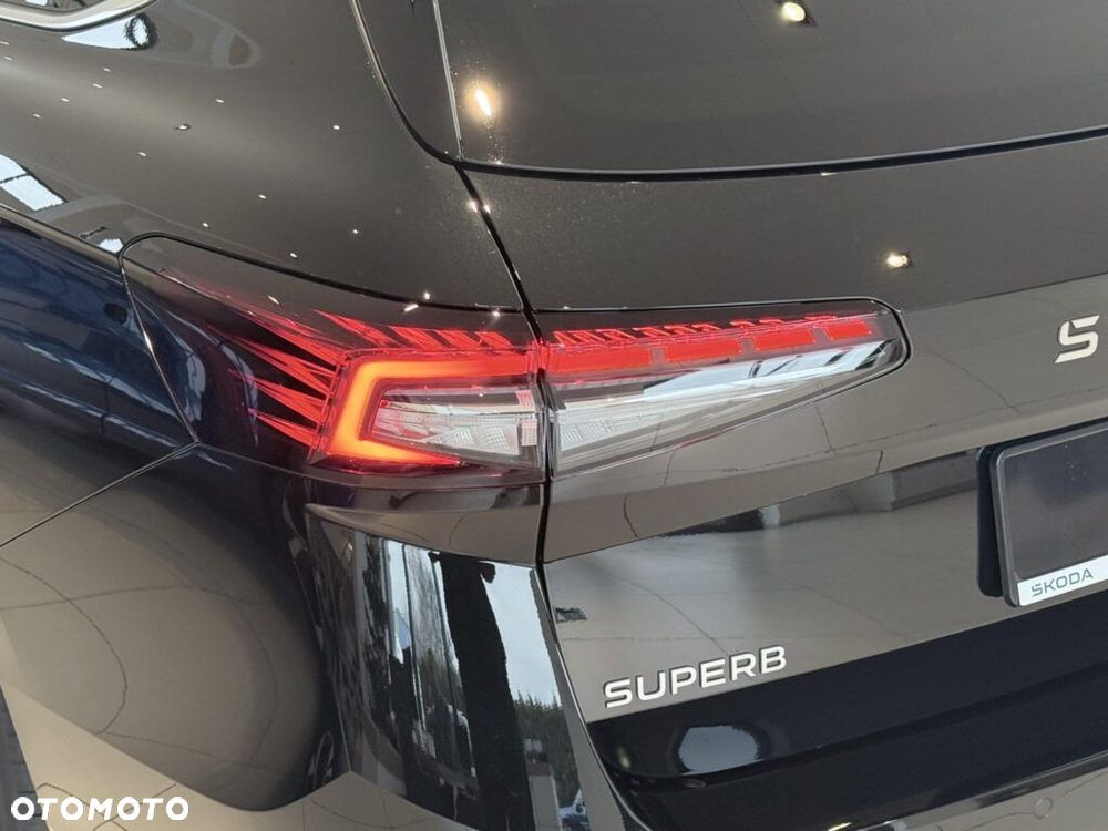 Skoda Superb 2.0 TDI SCR Edition 130 DSG - 34