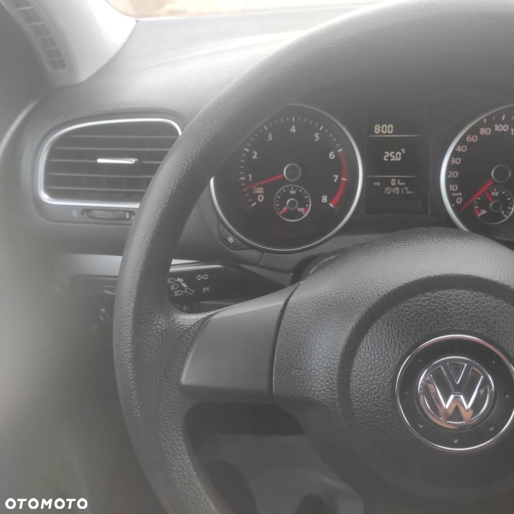 Volkswagen Golf - 24