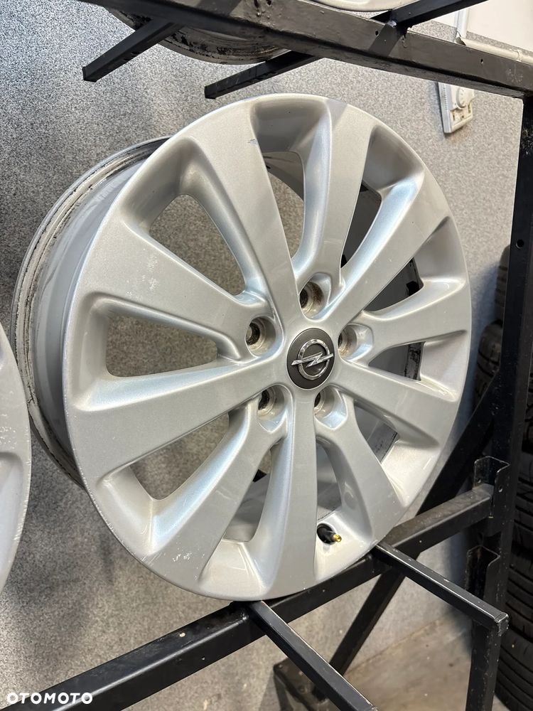 4 Felgi Alu. Opel Astra J, Insignia B,C Zafira C, 17", ET44 - 17