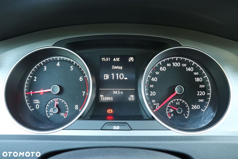 Volkswagen Golf 1.4 TSI BMT Highline - 24
