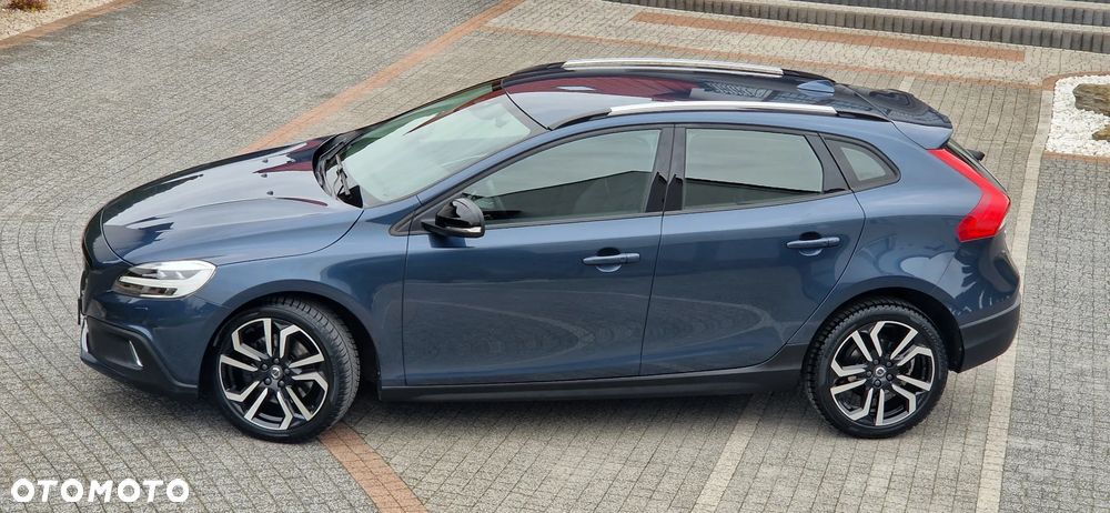 Volvo V40 T3 Drive-E R-Ocean Race - 10