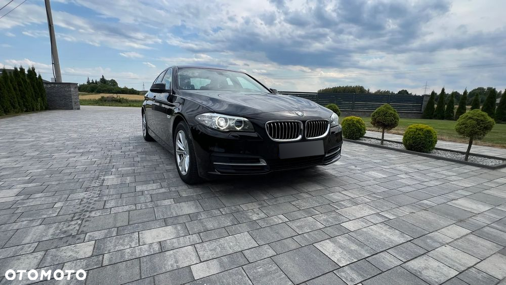 BMW Seria 5 518d - 11