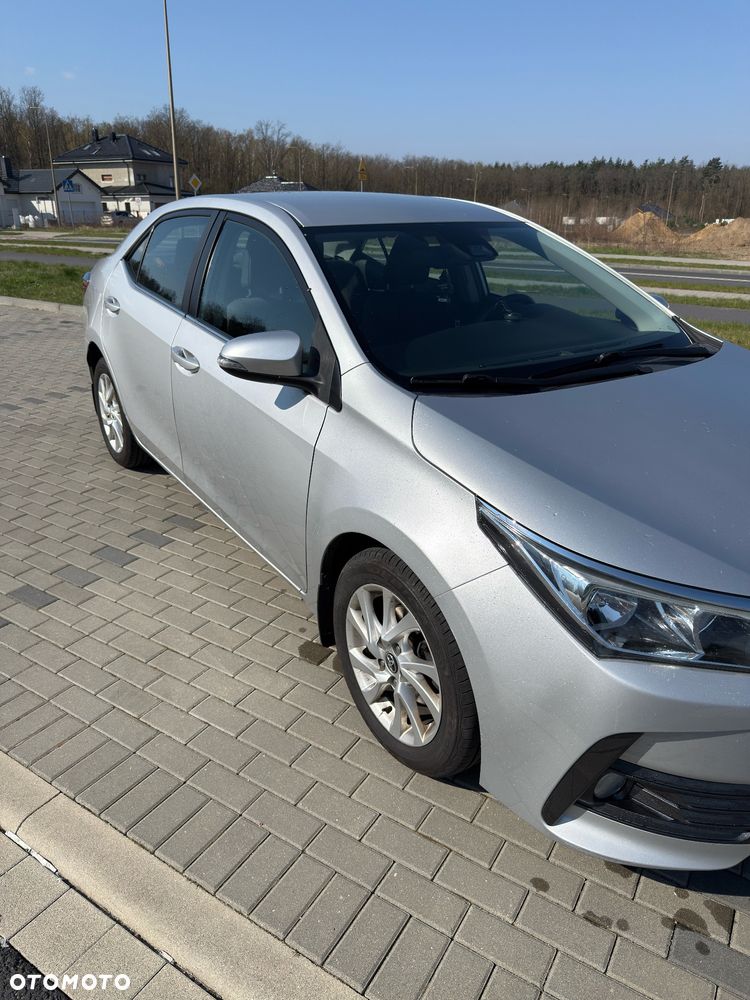 Toyota Corolla 1.6 Comfort - 4