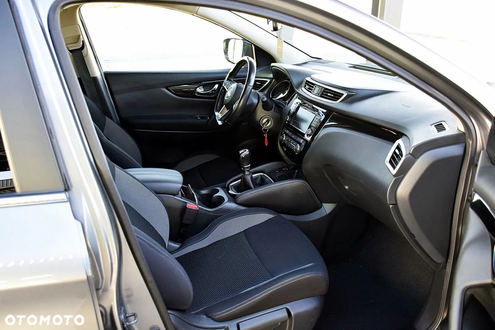 Nissan Qashqai 1.5 dCi ACENTA - 11